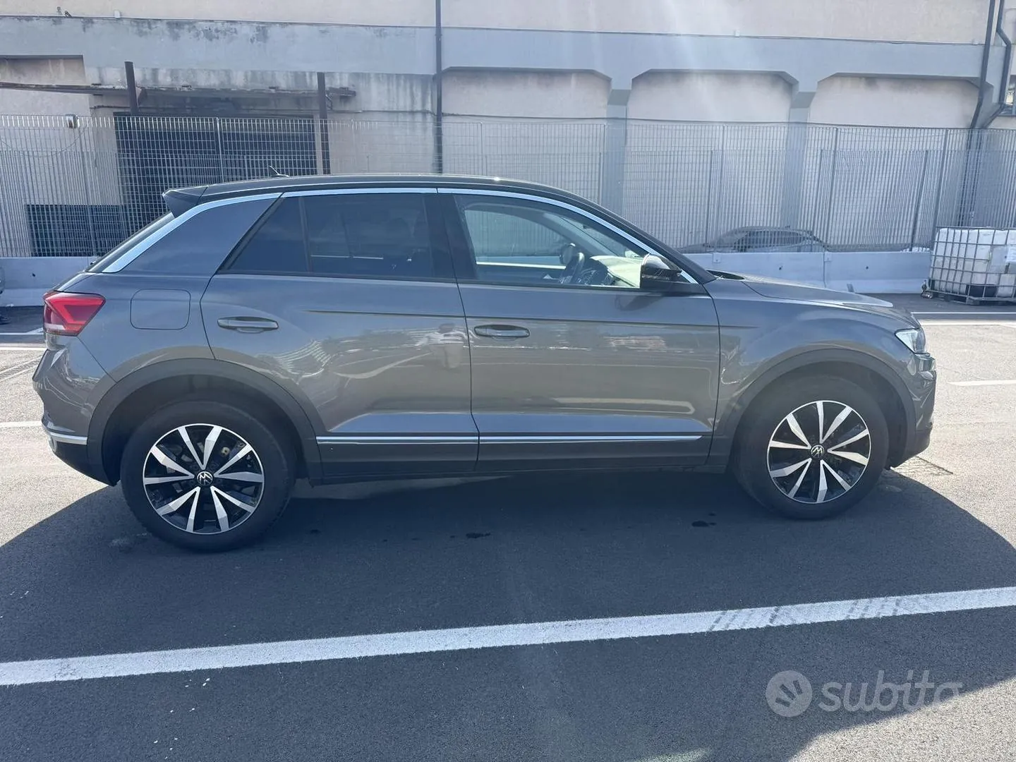 Volkswagen T-Roc 2021 photo 3