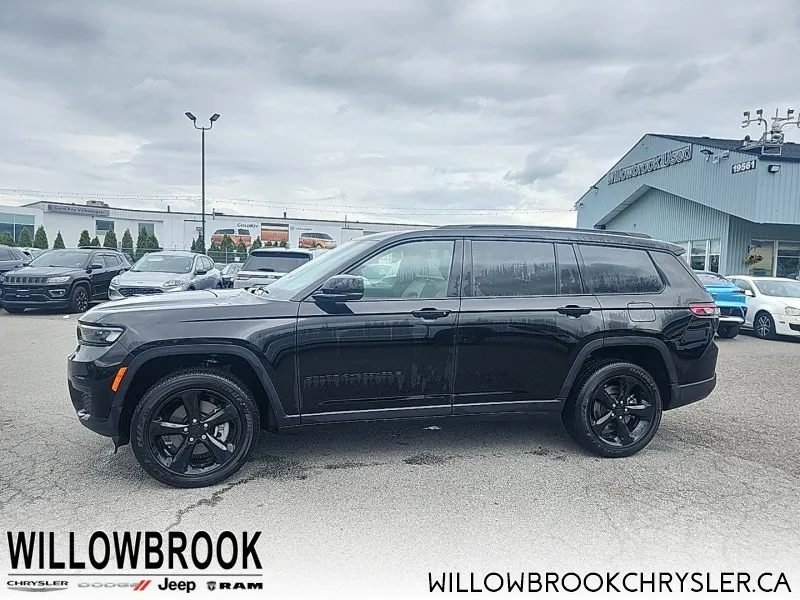 Jeep Grand Cherokee L 2024 photo 3