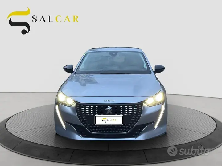 Peugeot 208 2023 photo 2