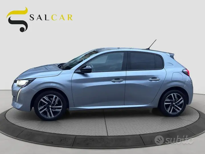 Peugeot 208 2023 photo 3