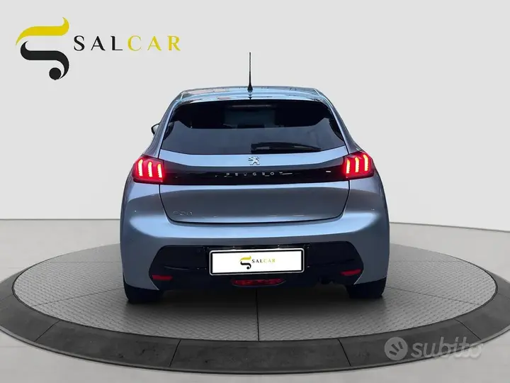 Peugeot 208 2023 photo 5
