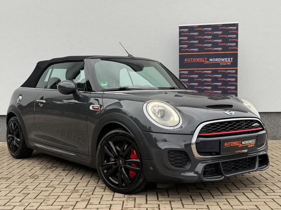 Mini John Cooper Works Cabrio