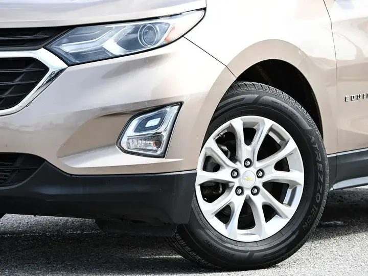 Chevrolet Equinox 2018 photo 2