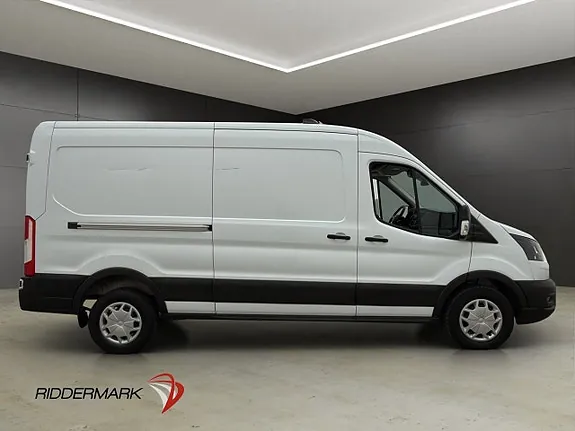Ford Transit 2023 photo 2