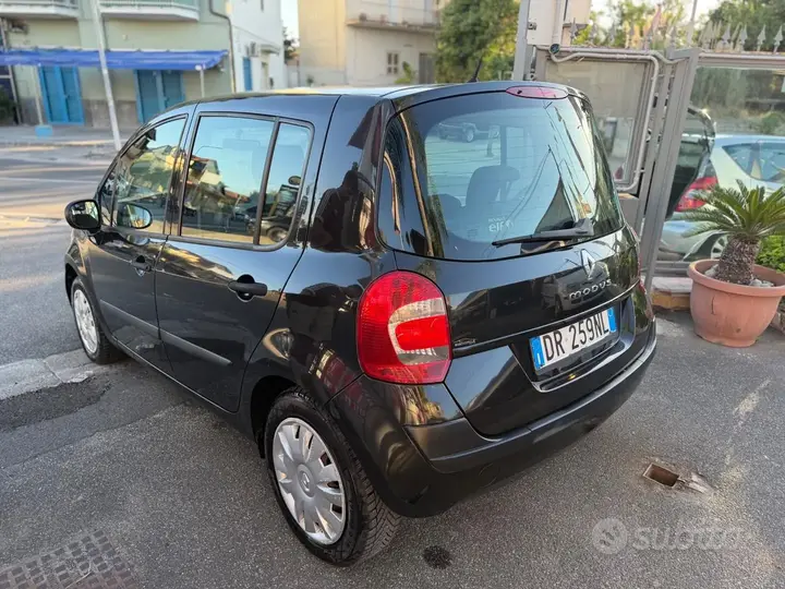 Renault Modus 2008 photo 4