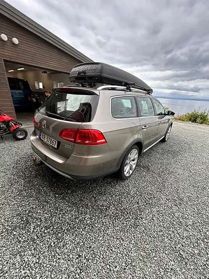 Volkswagen Passat 2012 photo 3