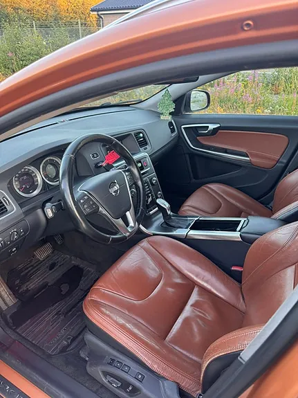 Volvo V60 2013 photo 2