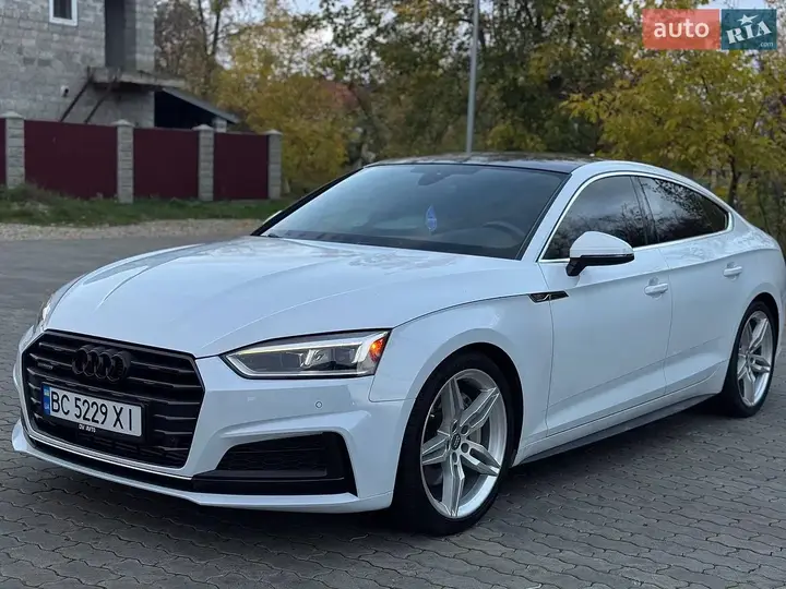 Audi A5 2018 photo 2
