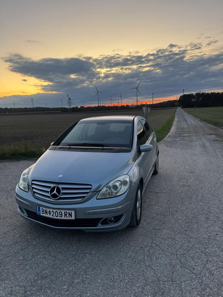 Mercedes-Benz B-Class 2006 photo 2