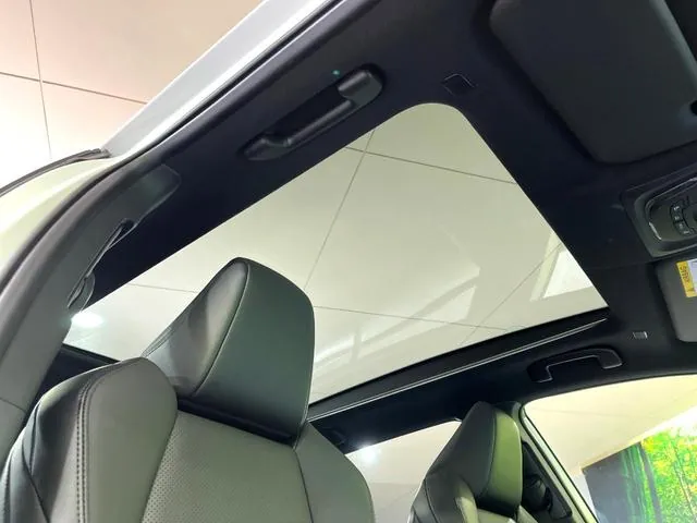 Toyota Corolla Cross 2026 photo 3