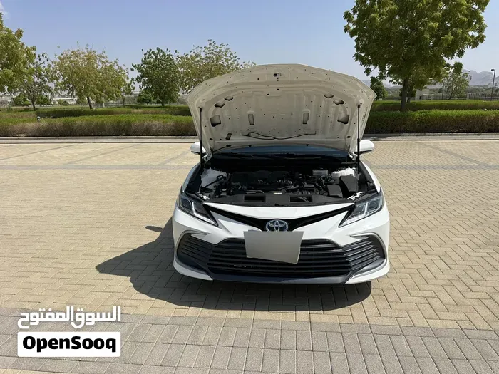 Toyota Camry 2022 photo 2