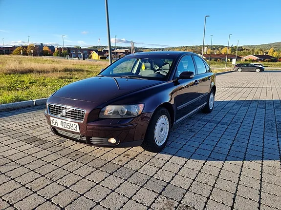Volvo S40