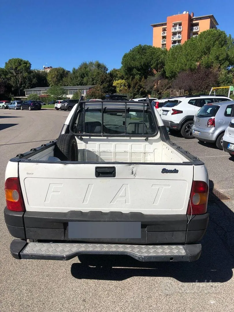 Fiat Strada 2000 photo 2