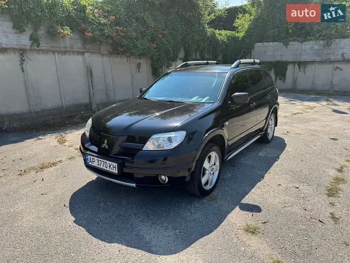 Mitsubishi Outlander 2008 photo 2