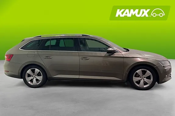 Skoda Superb 2017 photo 2
