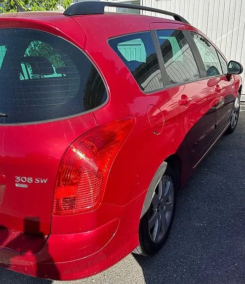 Peugeot 308 2011 photo 2