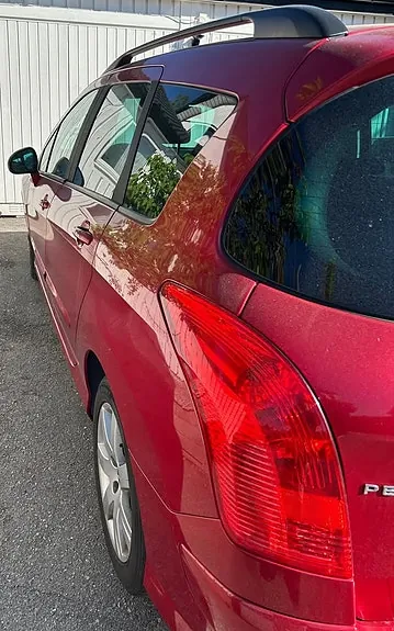 Peugeot 308 2011 photo 3