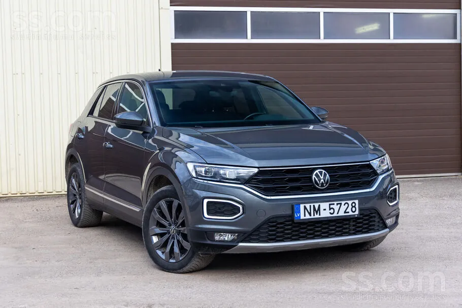 Volkswagen T-Roc 2021 photo 2