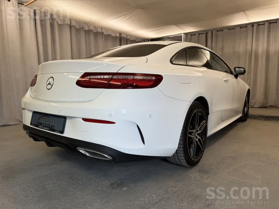 Mercedes-Benz E-Class 2018 photo 4