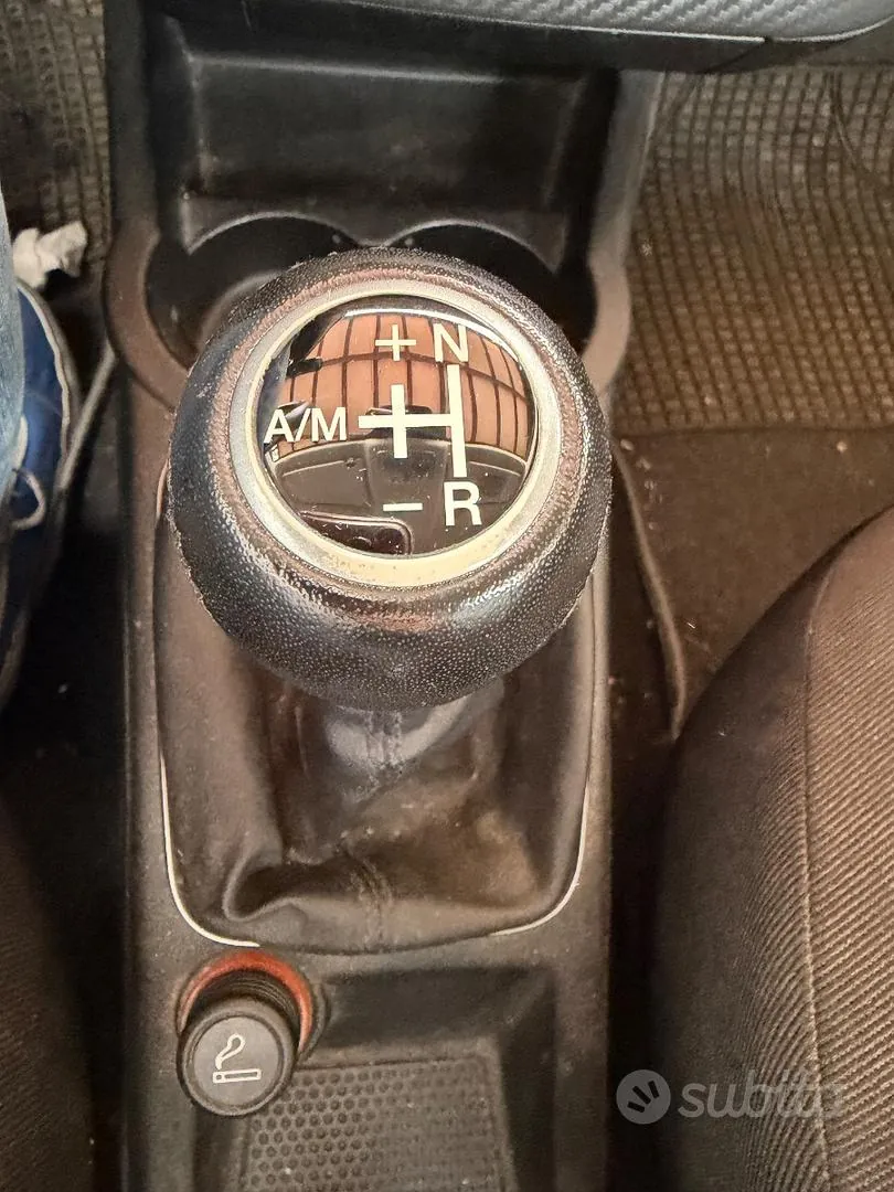Fiat Grande Punto 2009 photo 4