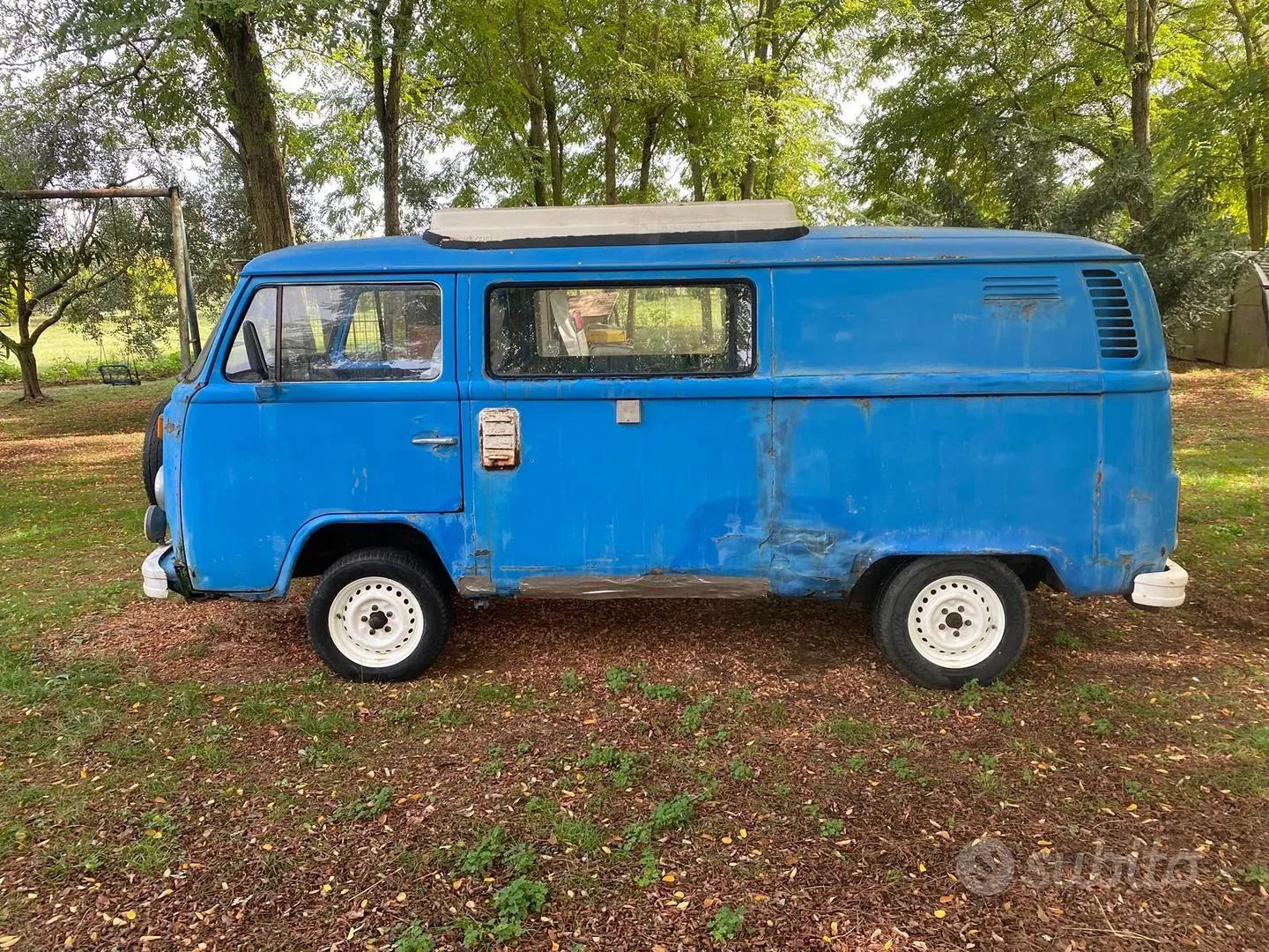 Volkswagen T2 1970 photo 3