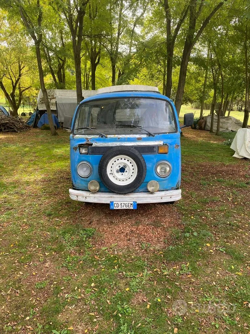 Volkswagen T2 1970 photo 2