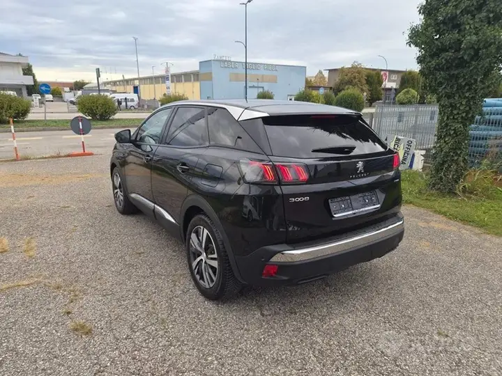Peugeot 3008 2022 photo 4
