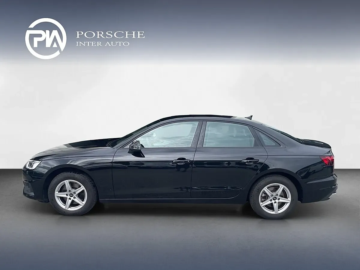 Audi A4 2024 photo 3