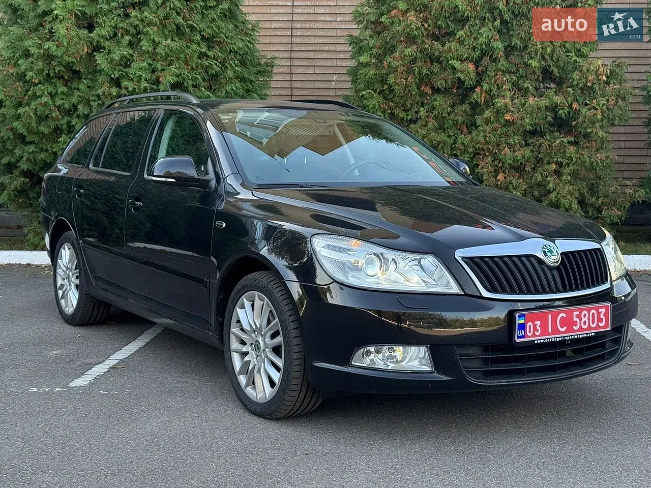 Skoda Octavia 2011 photo 3