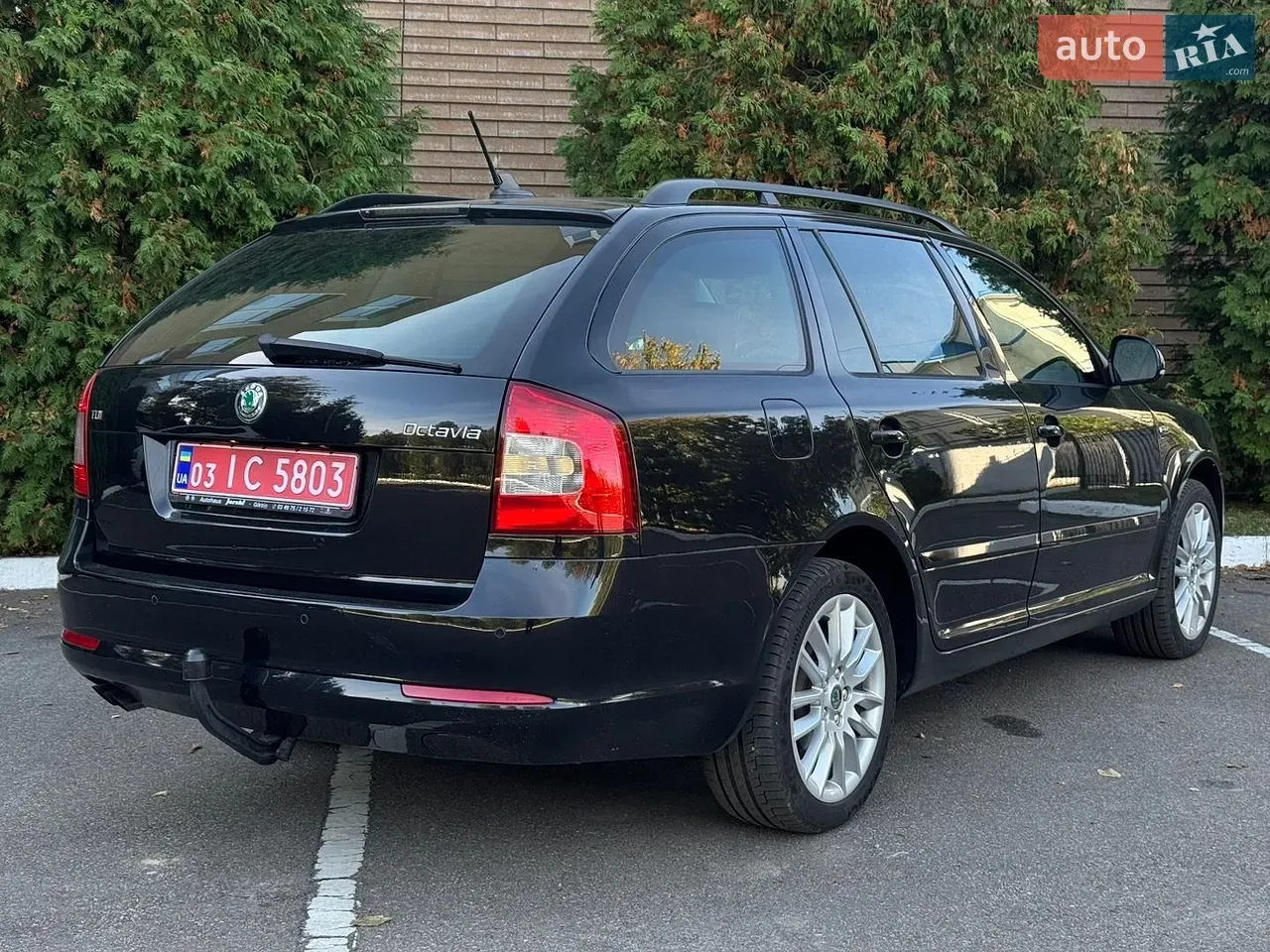 Skoda Octavia 2011 photo 4