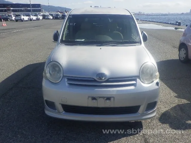Toyota Sienta G 2007 photo 5