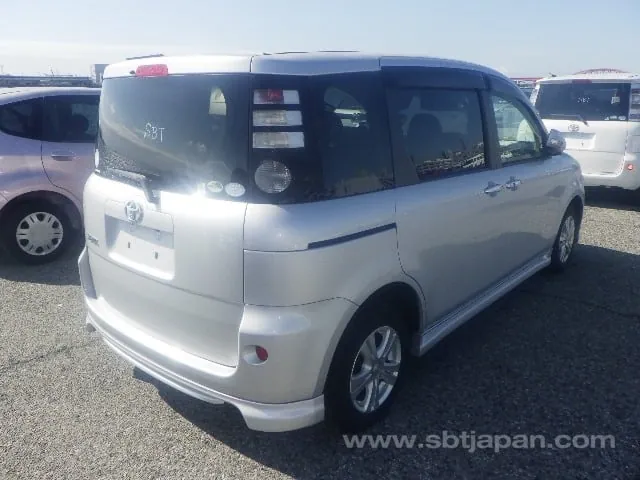 Toyota Sienta G 2007 photo 4