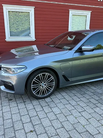 BMW 530E 2017 photo 3