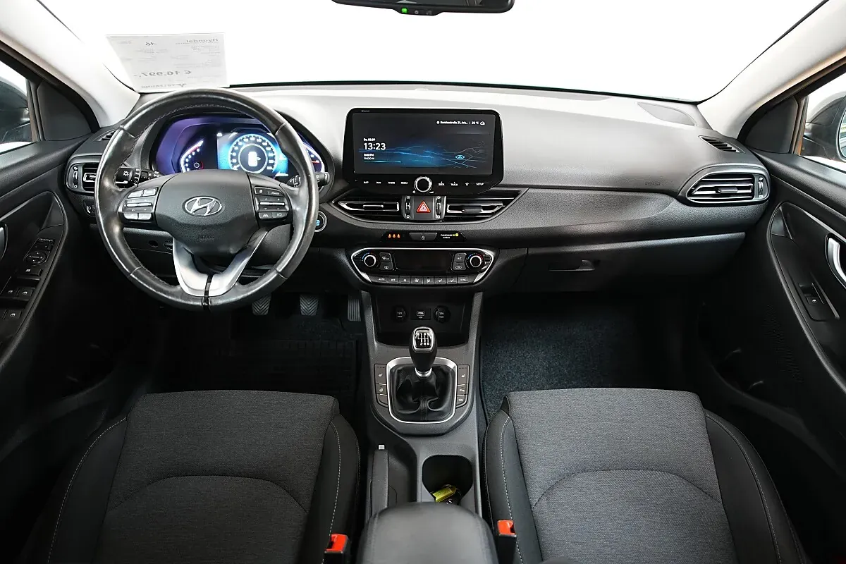 Hyundai I30 2022 photo 3
