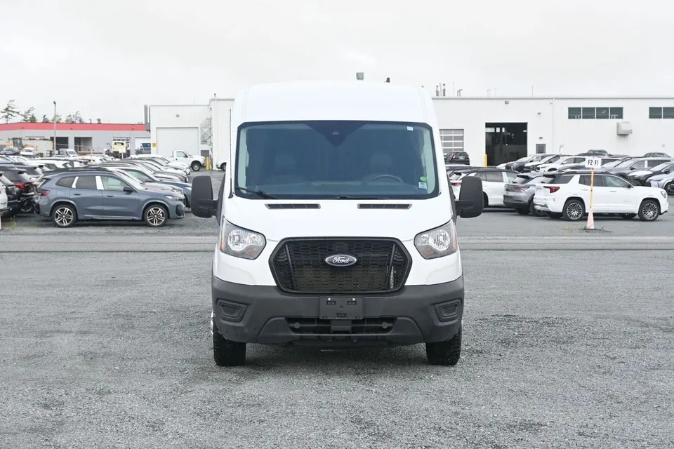 Ford Transit 2025 photo 2