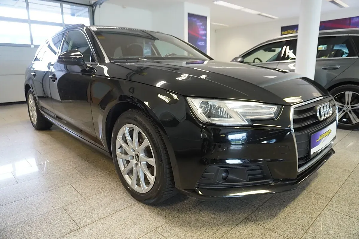Audi A4 2019 photo 3