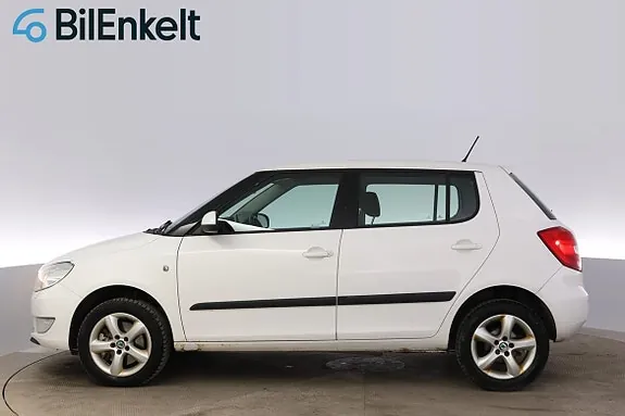 Skoda Fabia 2013 photo 5