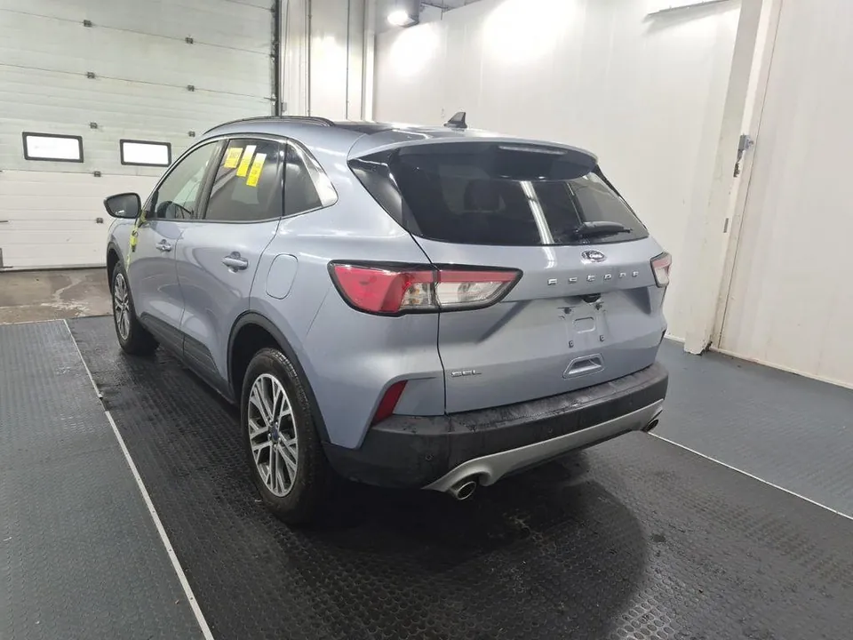 Ford Escape 2022 photo 4