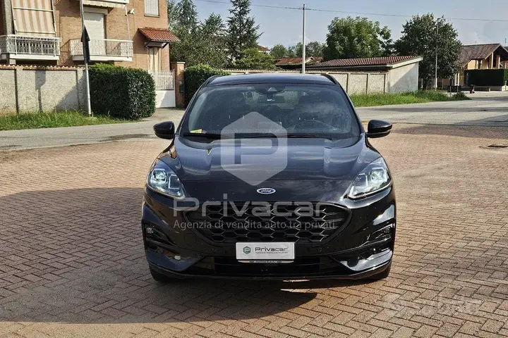 Ford Kuga 2023 photo 2