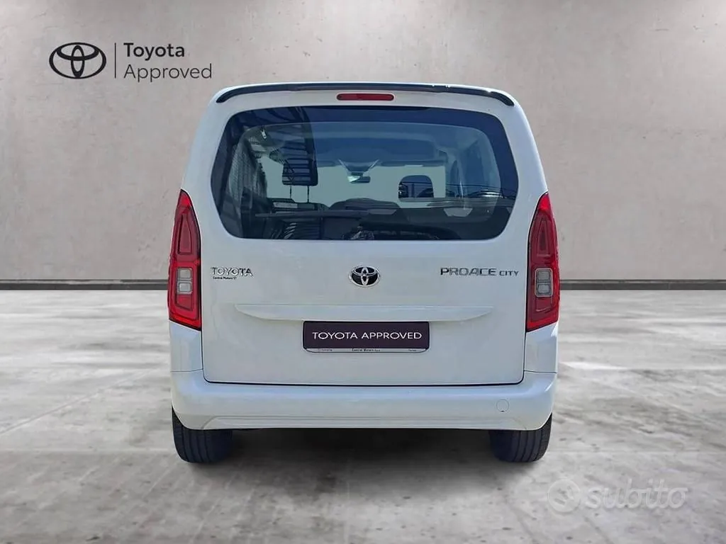 Toyota Proace City 2024 photo 5