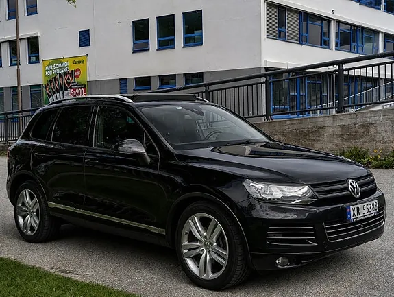 Volkswagen Touareg 2011 photo 2