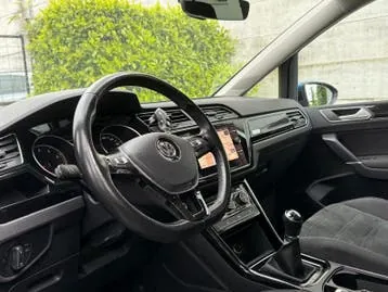 Volkswagen Touran 2019 photo 3