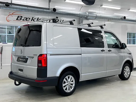Volkswagen Transporter 2021 photo 4