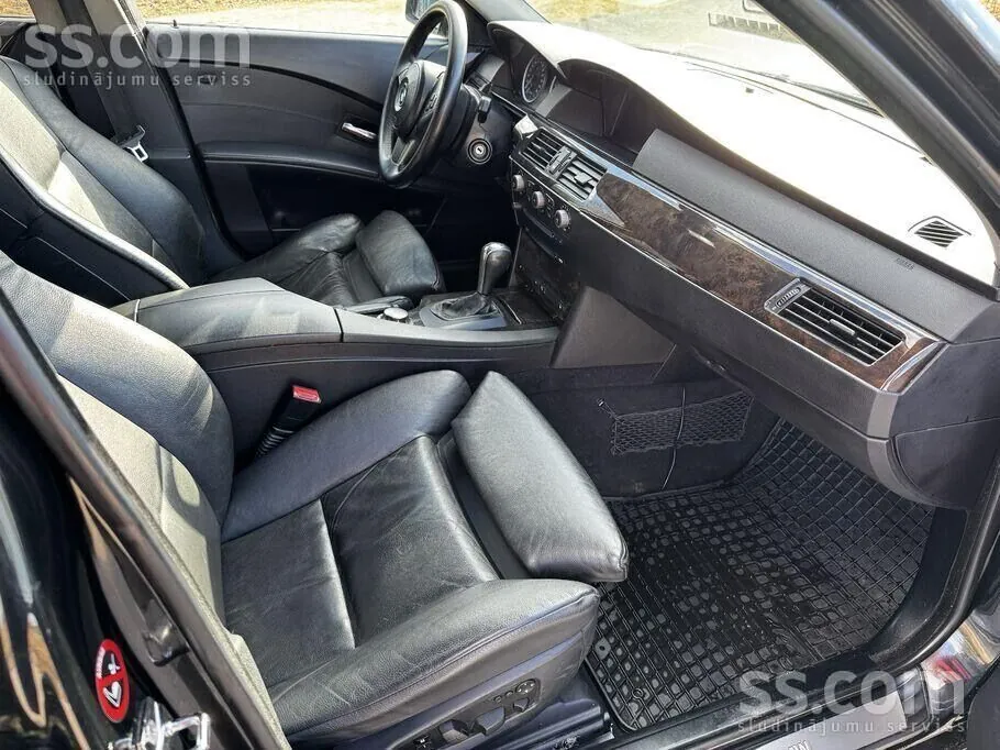 BMW 530 2005 photo 2