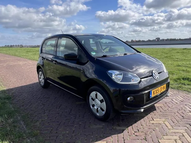 Volkswagen Up 2014 photo 3