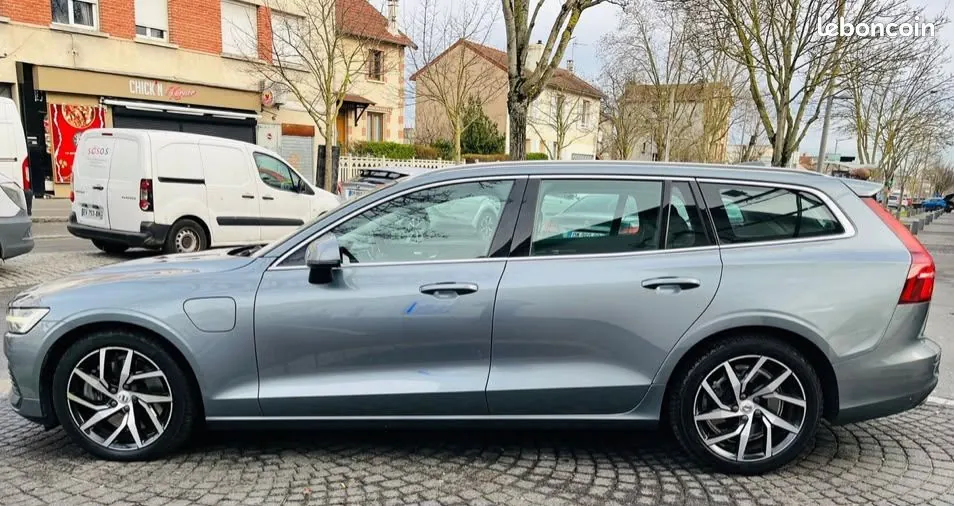 Volvo V60 2019 photo 4