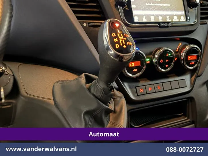 Iveco Daily 2021 photo 2