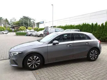 Mercedes-Benz A-Class 180 2022 photo 2