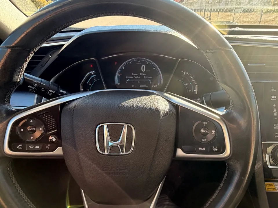 Honda Civic 2018 photo 2