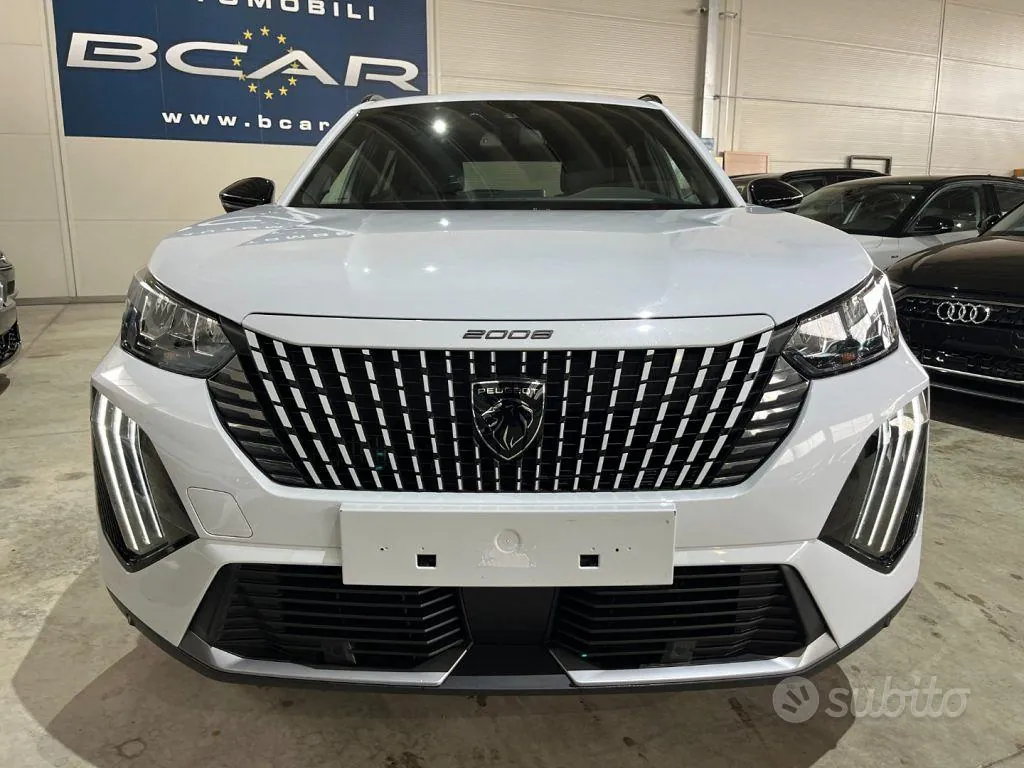 Peugeot 2008 2025 photo 2